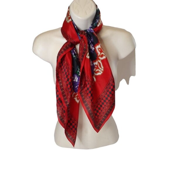 VTG Jaqueline Ferrar 100% Silk Made in Japan Purple Flowers Hand Rolled Edge - Picture 3 of 6